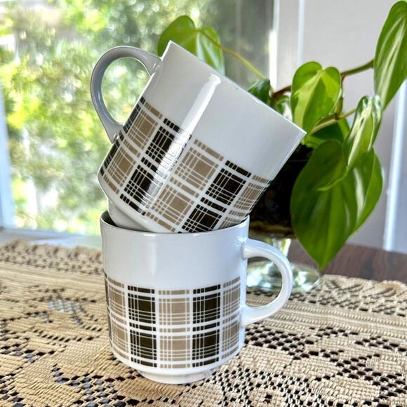 Vintage Harmony House Highlander Brown Plaid Coffee Cups set of 2 - Picture 3 of 10